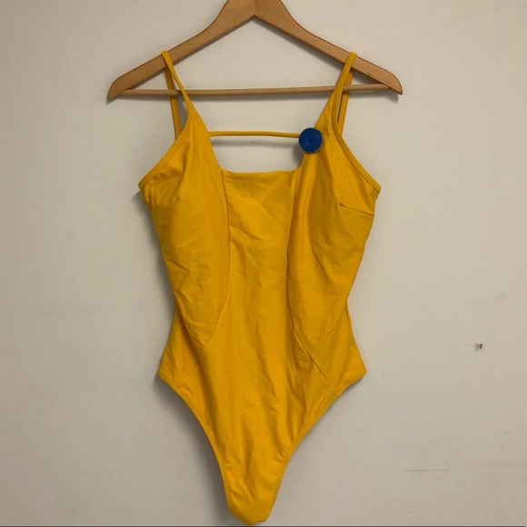 Cupshe Other - Cupshe yellow one piece swimsuit with blue button